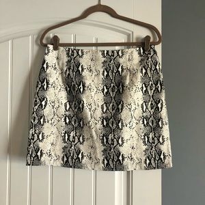 NWT Snakeskin Print Miniskirt